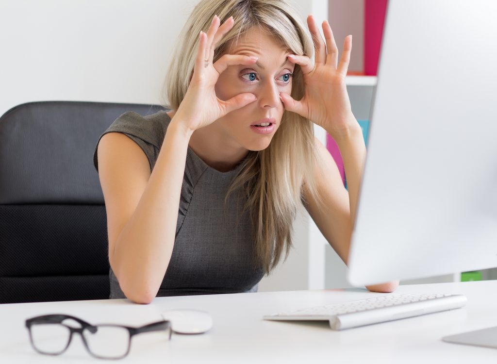 Screen based work damaging vision Screen based work damaging vision